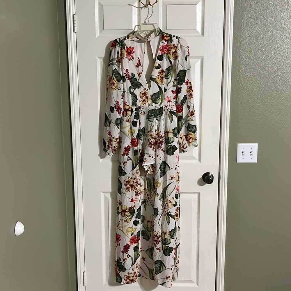 Floral romper Size small